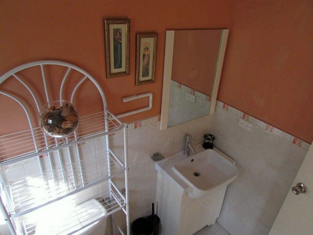 קינגסטון Centrally Located Guest Apartments מראה חיצוני תמונה