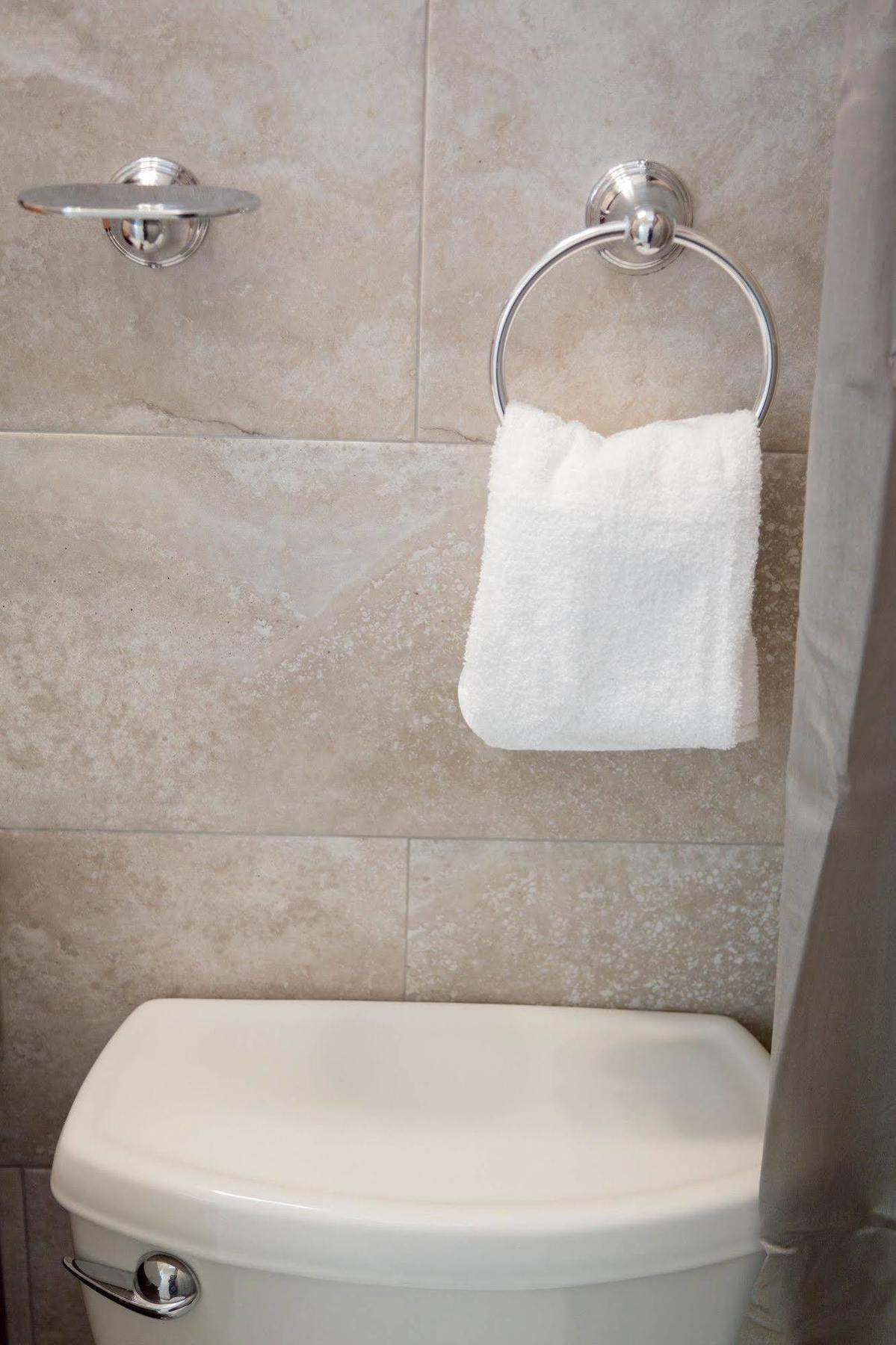 קינגסטון Centrally Located Guest Apartments מראה חיצוני תמונה